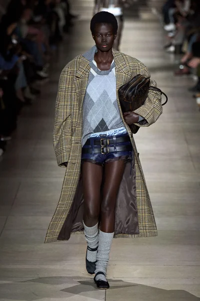 Look 36